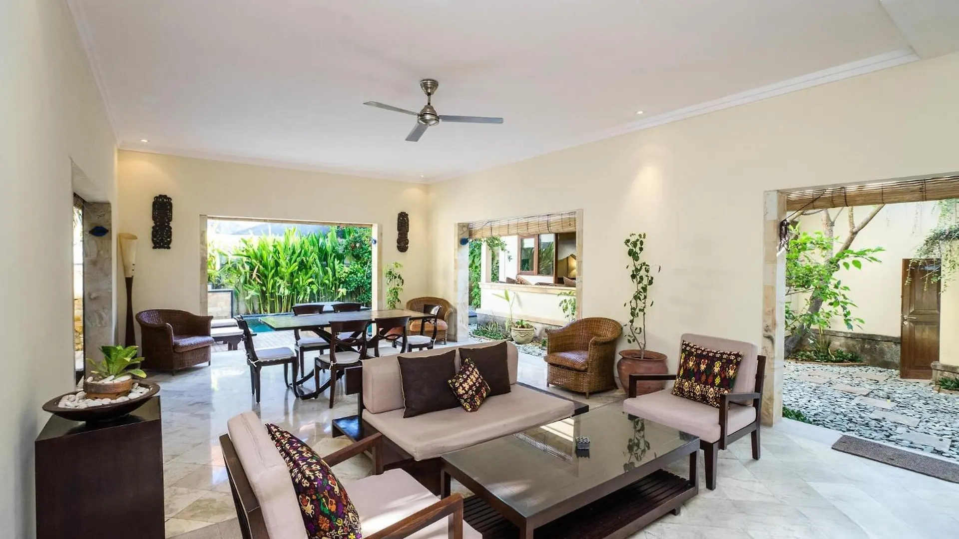 Villa Diana Bali Legian 4*,  Endonezya
