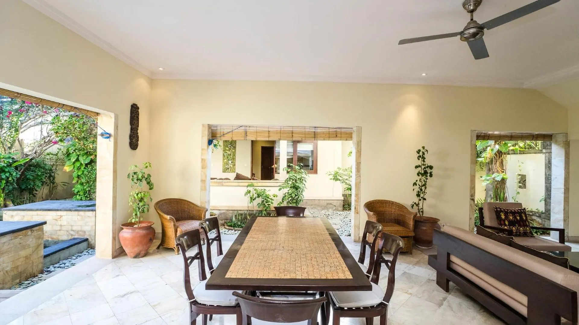 Villa Diana Bali Legian