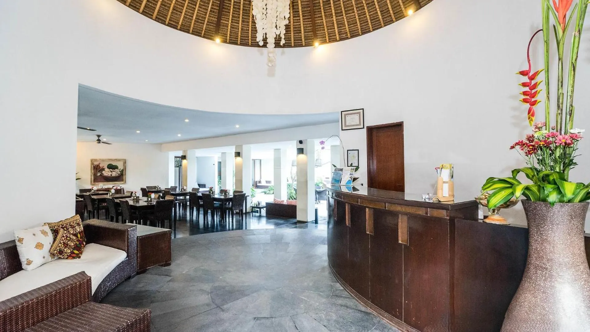 Курортный комплекс Villa Diana Bali Легиан