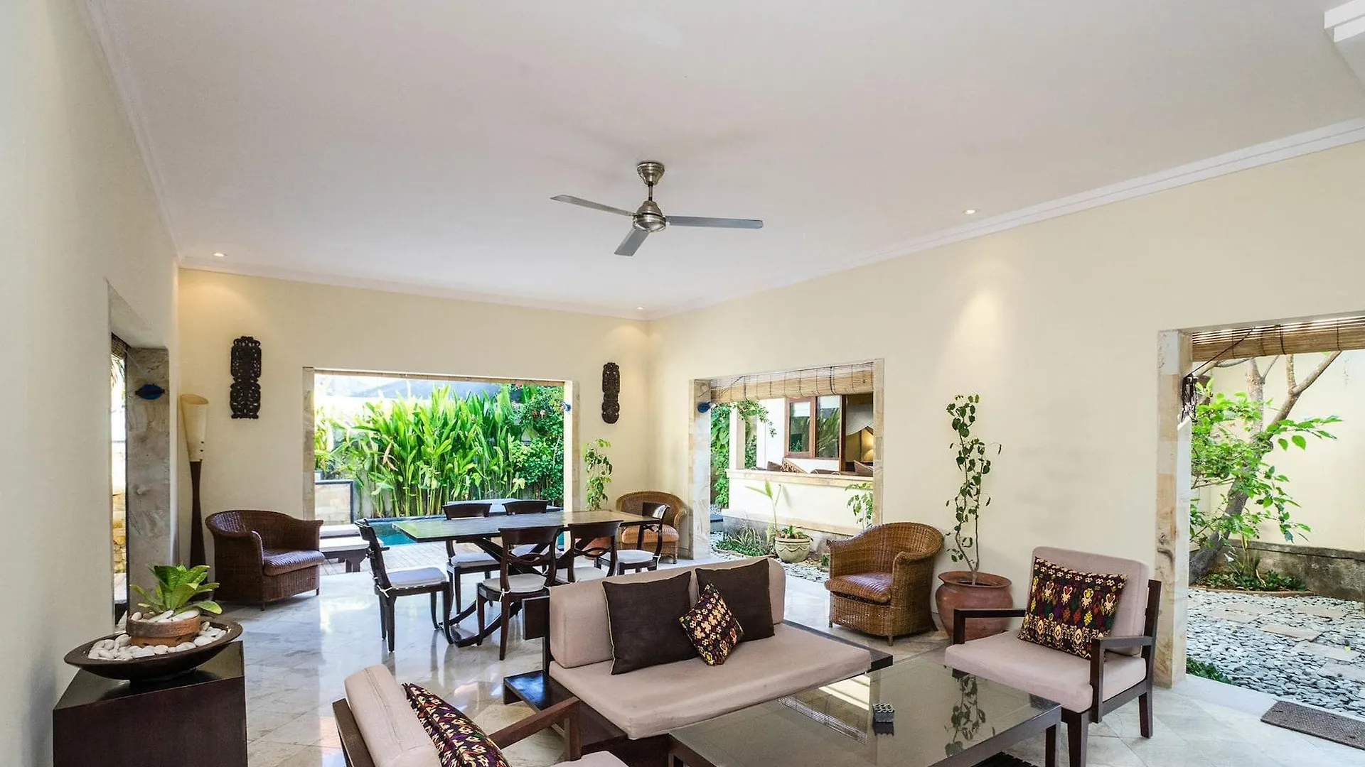 Villa Diana Bali Legian  4*, Legian (Bali)