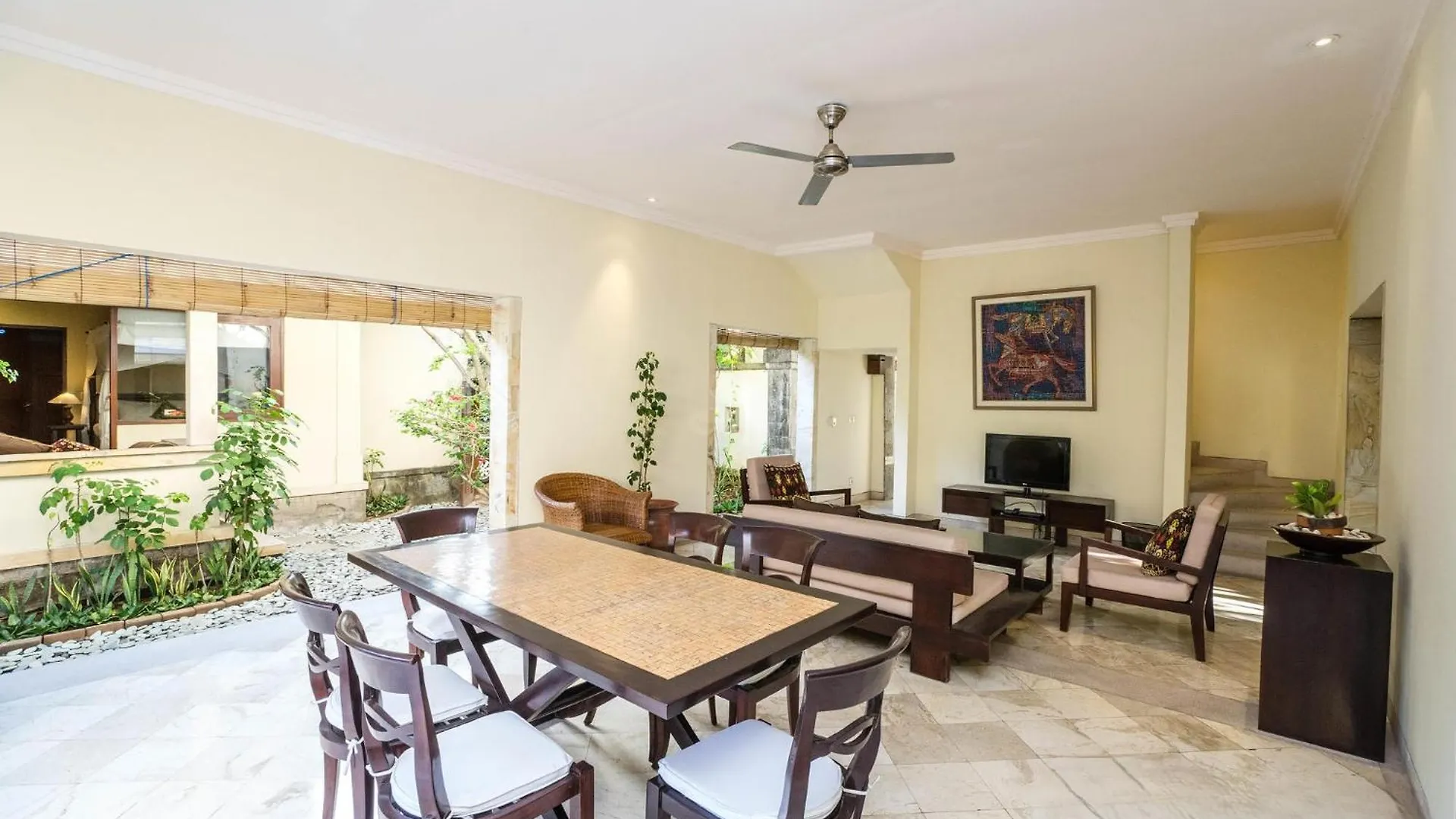 Villa Diana Bali Legian  4*, Legian (Bali)